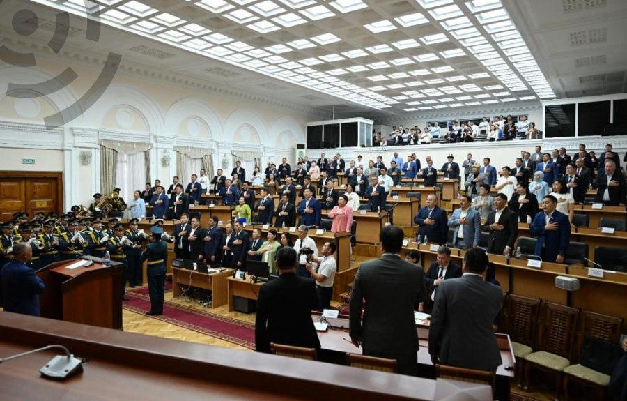 Минпросвещения опровергло сообщения о досрочном вызове учителей с отпусков