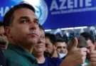 Проигравший выборы в Бразилии сенатор Флавиу Болсонару бежал в США